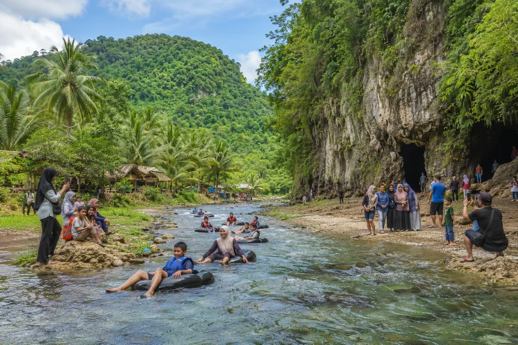 Wisata Alam Selasari untuk Keluarga dan Komunitas